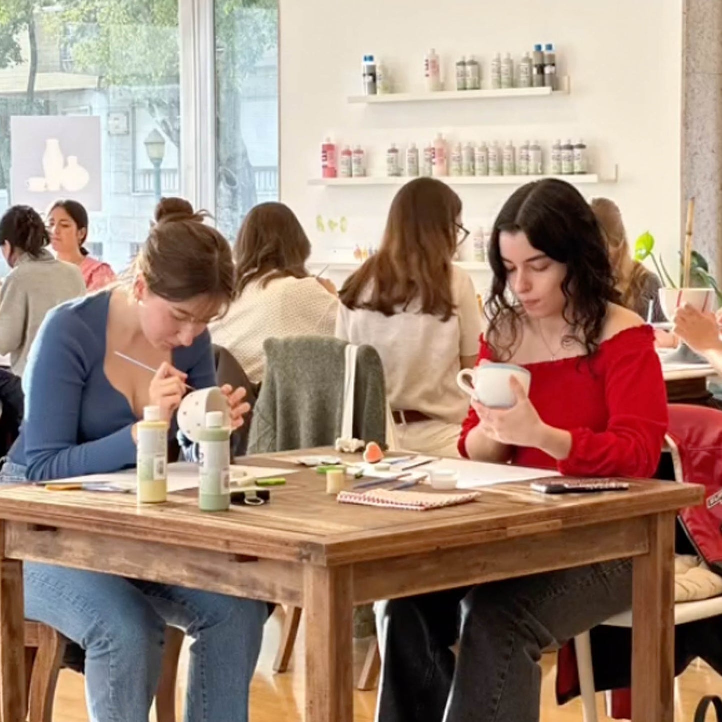 CERAMIC PAINTING WORKSHOP IN LISBON, PORTUGAL